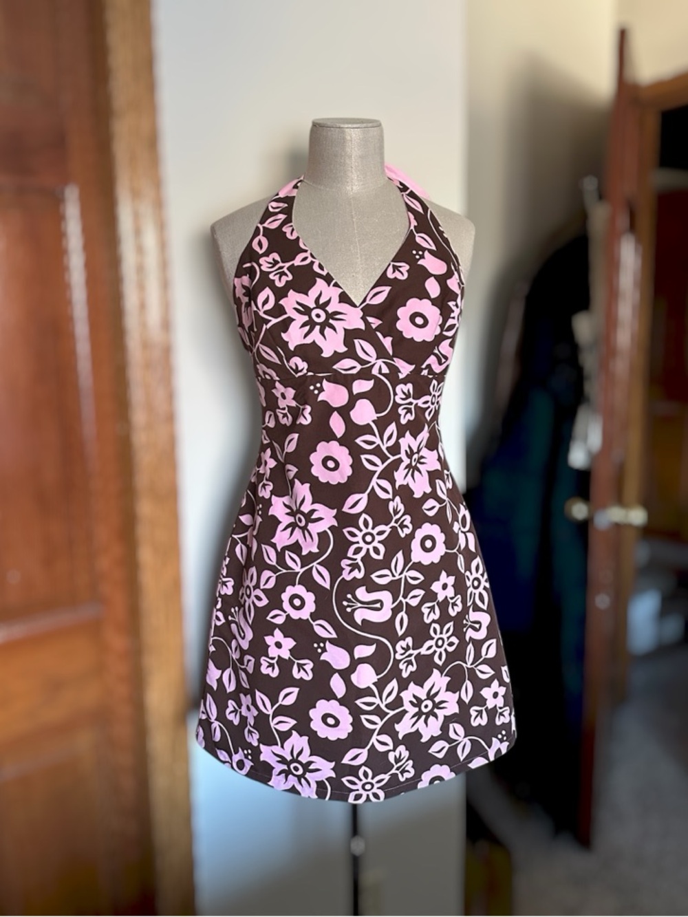 Vintage Pink/Brown Reversible Hibiscus Print Tie Halter Vacation Dress